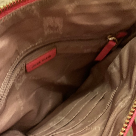 Anne Klein Womens Crossbody pink bag in a very good conditions - Picture 7 of 7